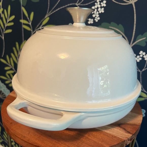 Crofton Cast Iron Enameled 9" Bread Oven Dome Baking Pan Pot White Cream NEW - Picture 2 of 6